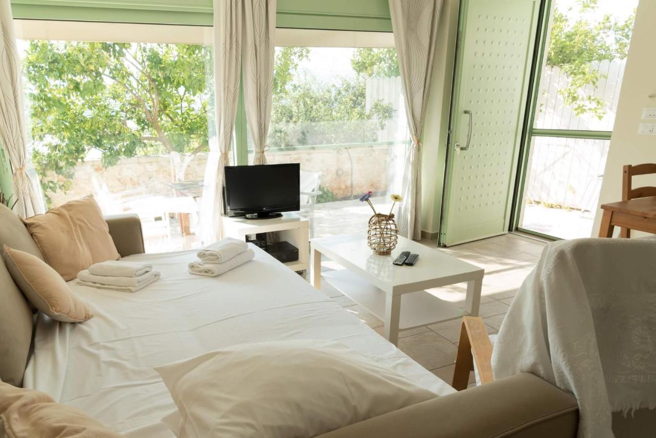 Meganisi Blue Apartment Spartokhorion Ngoại thất bức ảnh